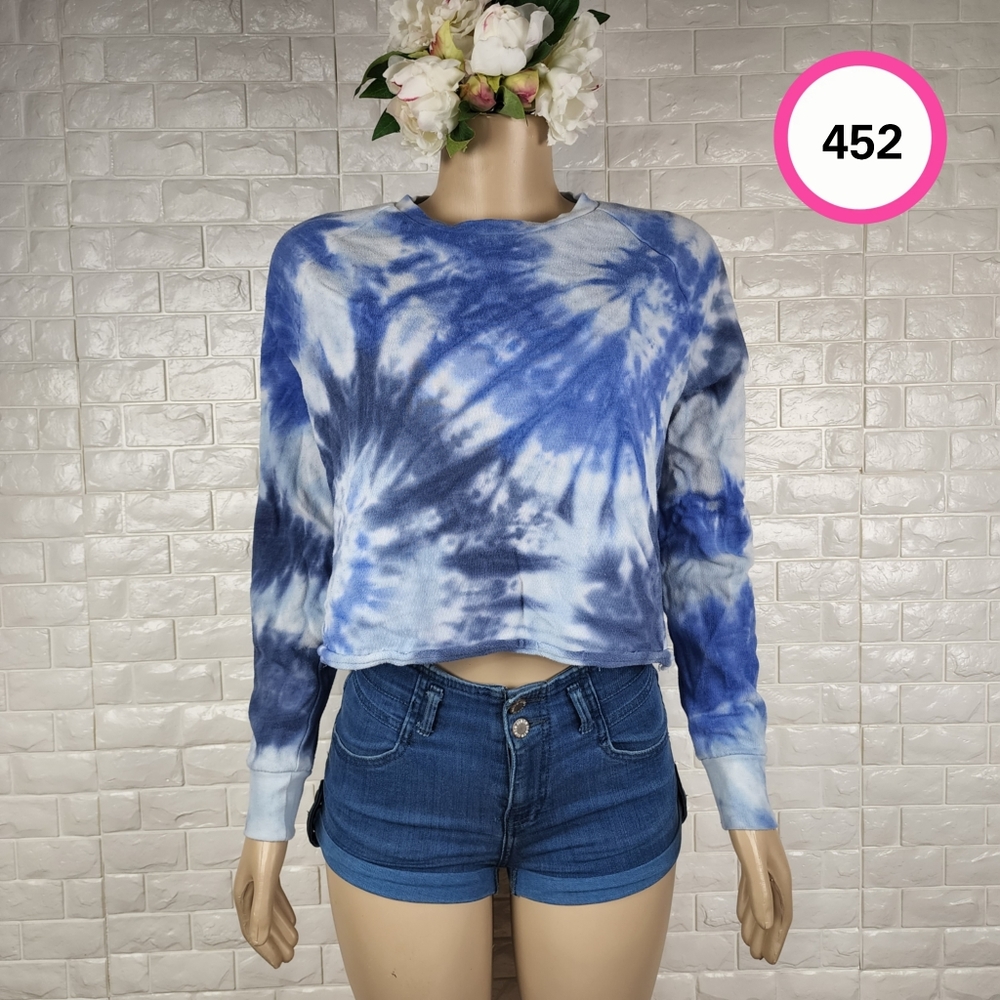 Mossimo Supply Co XS Blue Tie-Dye Long Sleeve Crop Top – Casual Tee